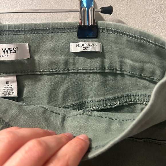 Nine West pull on crop - Picture 3 of 6